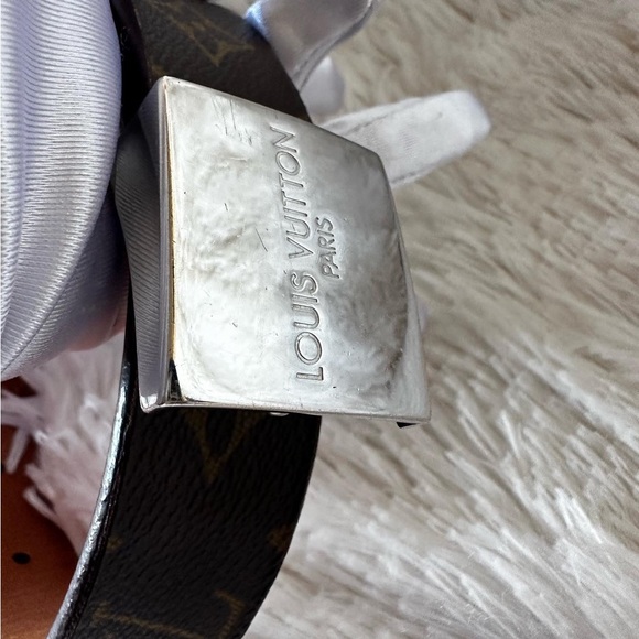 LV Mononogram Belt with Silver Hardware - Picture 2 of 8